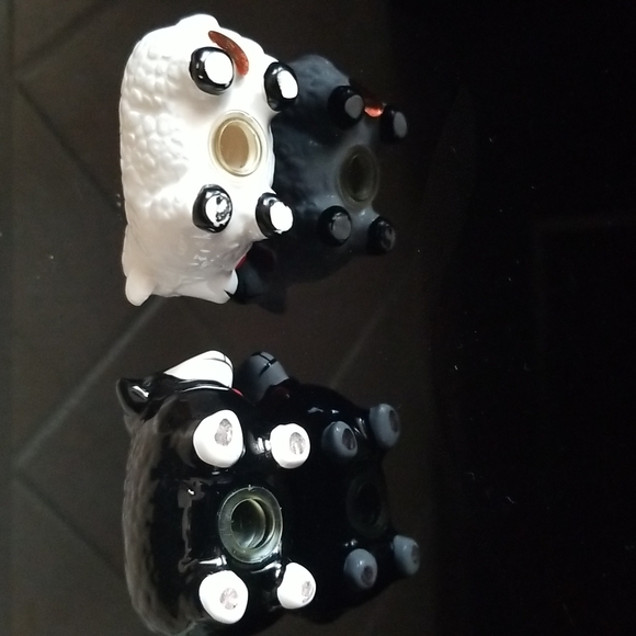Vintage Sheep Salt & Pepper Shakers - Picture 3 of 3